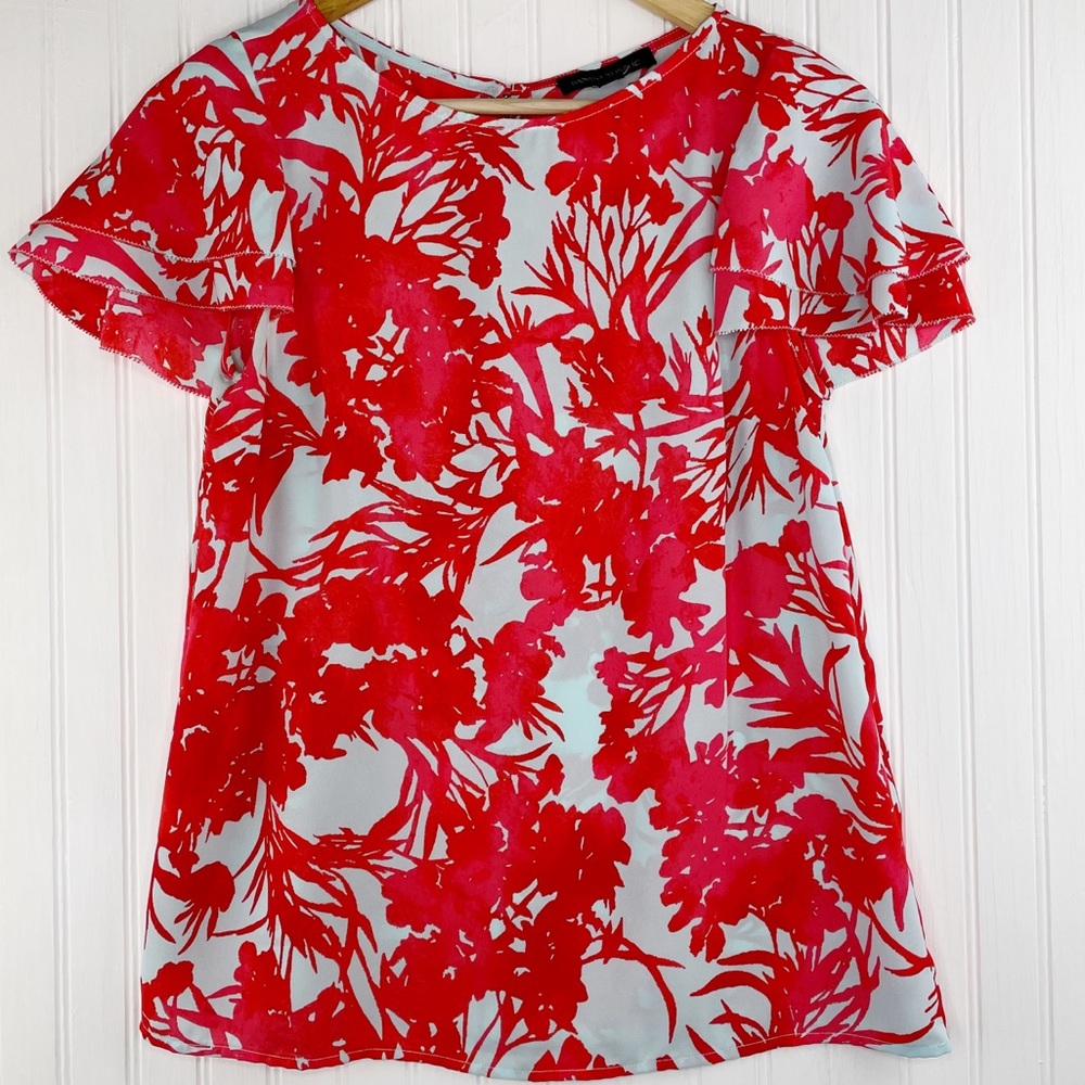 Banana Republic light blue coral flutter top XS